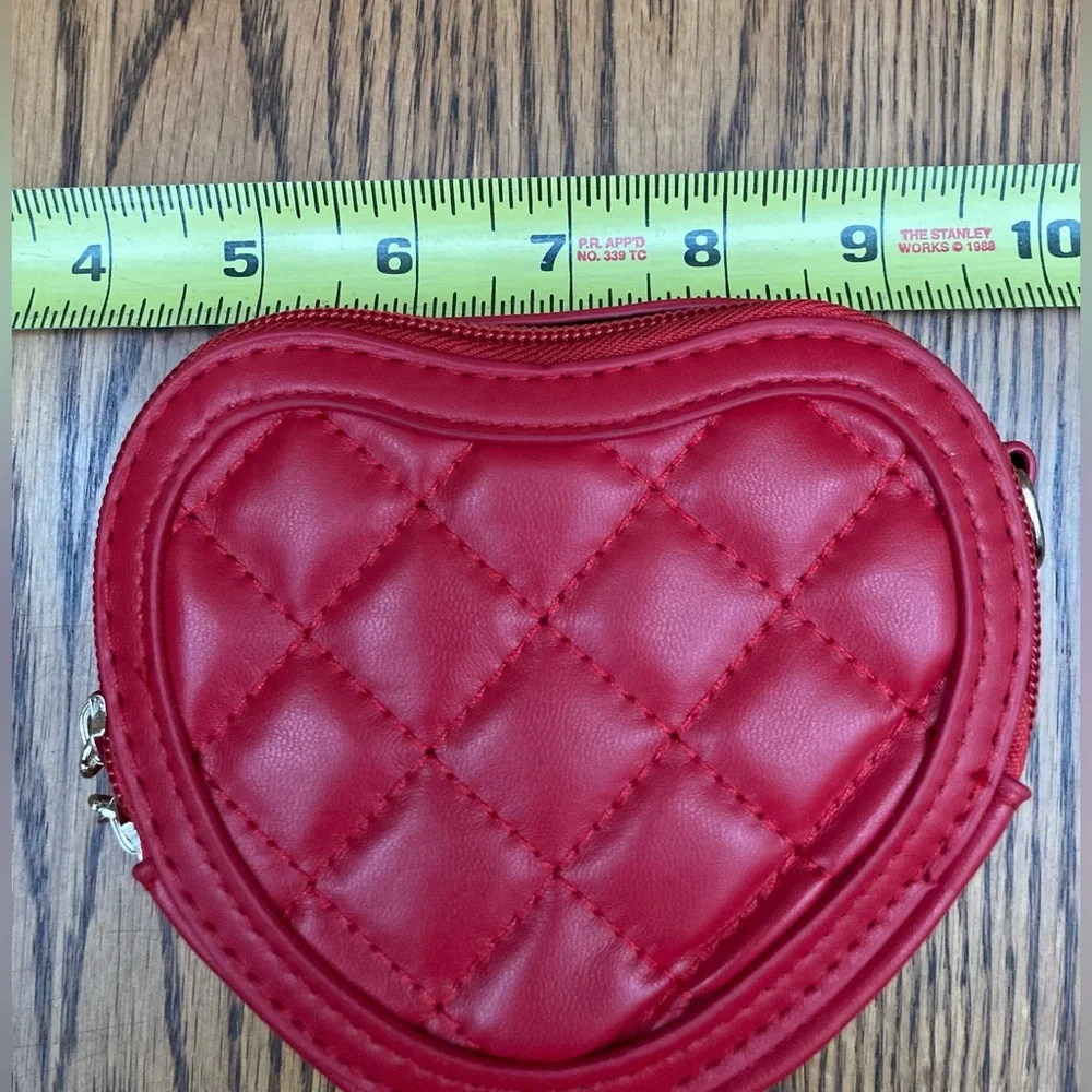 N/A quilted red